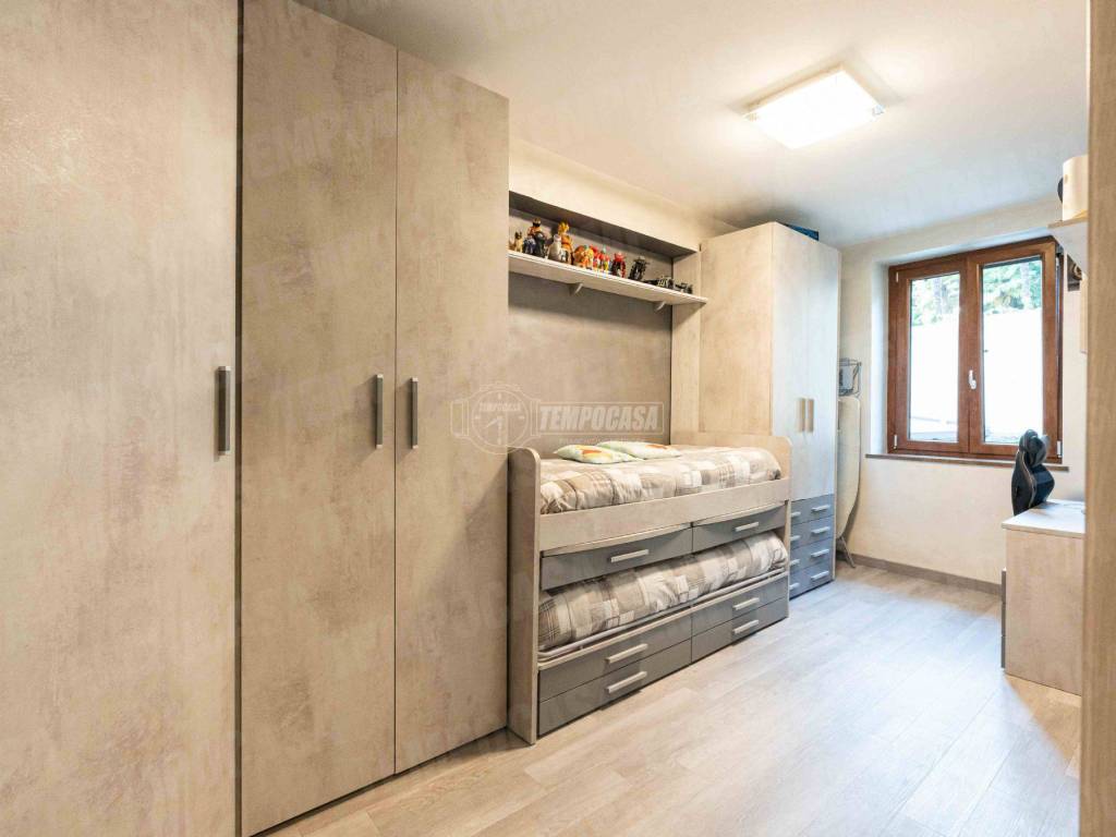 Appartamento a Bosisio parini in Via Giuseppe Parini - Foto 4