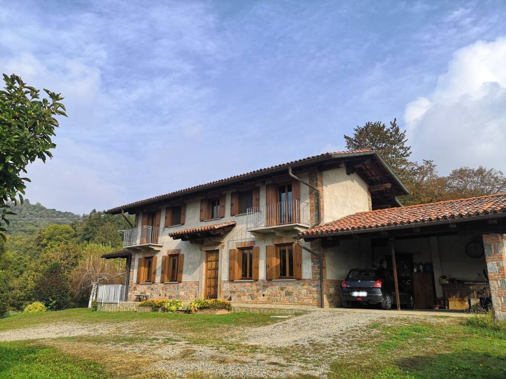 Villa a Zumaglia in Via Provinciale Per Vaglio - Foto 2