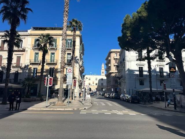 Appartamento a Bari in piazza chiurlia, 25 - Foto 2