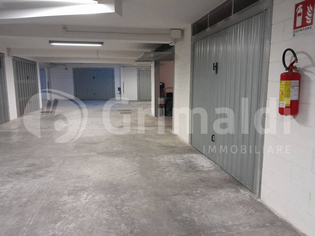 Box / garage a Benevento in Via Leonardo Bianchi - Foto 5