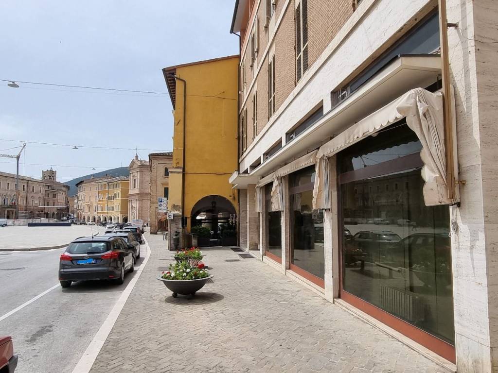 Immobile a San severino marche in Piazza del Popolo - Foto 2