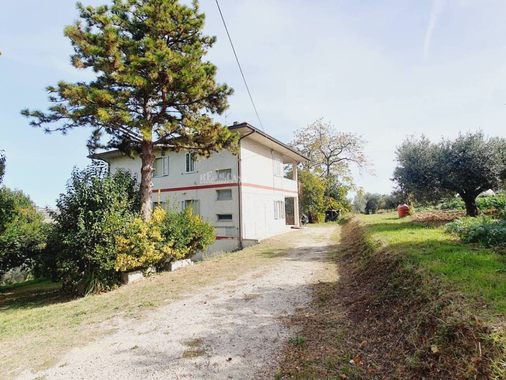 Casa indipendente a Castel di lama in via roma - Foto 3