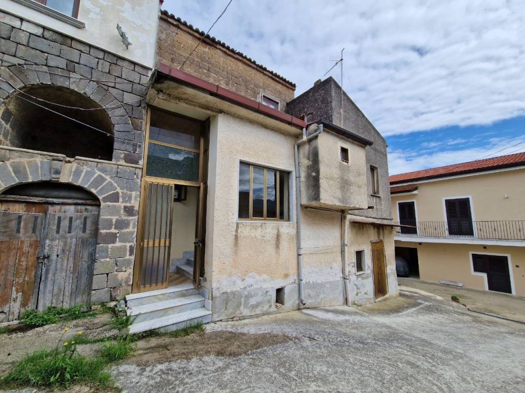 Casa indipendente a Sant'agata de' goti in Piazza Trieste - Foto 2