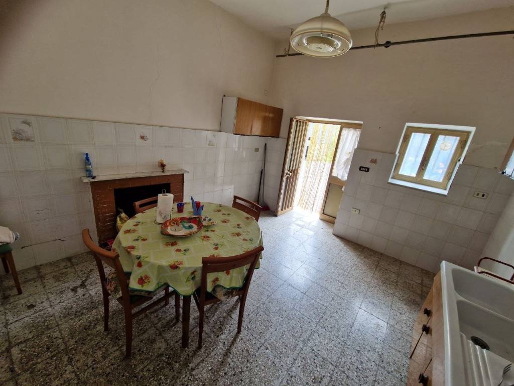 Casa indipendente a Sant'agata de' goti in Piazza Trieste - Foto 4