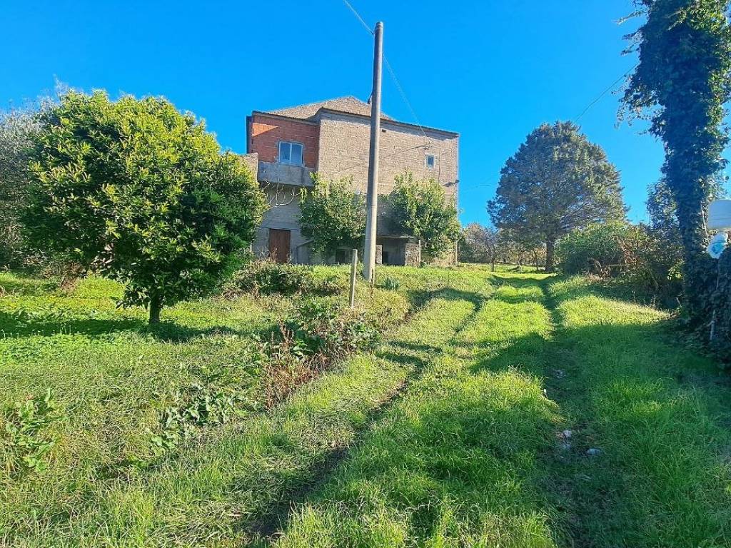 Casa indipendente a Sant'agata de' goti in Piazza Trieste - Foto 2
