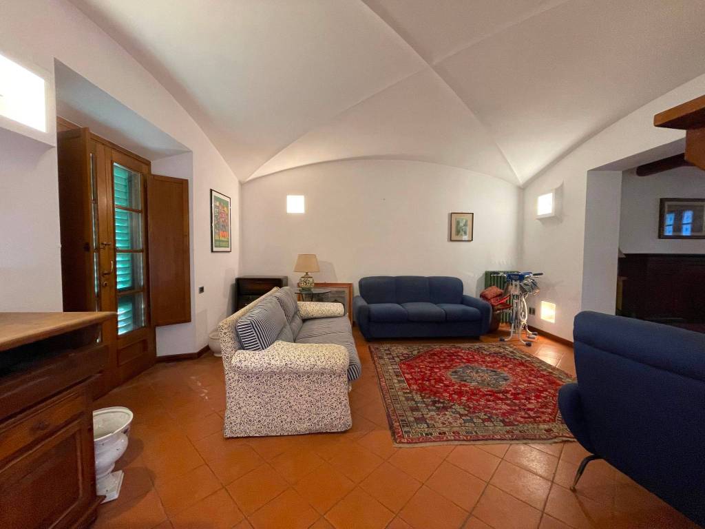 Casa indipendente a Pistoia in Via di San Biagio in Cascheri, 165 - Foto 4