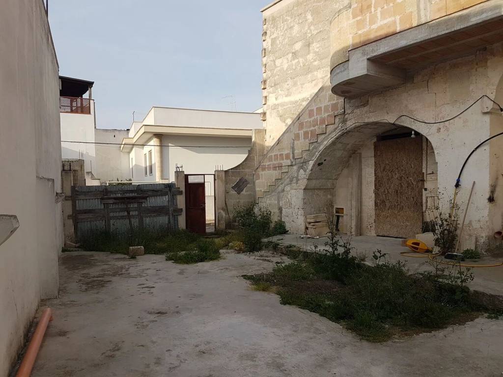 Appartamento a Manduria in Via Piccinni - Foto 2