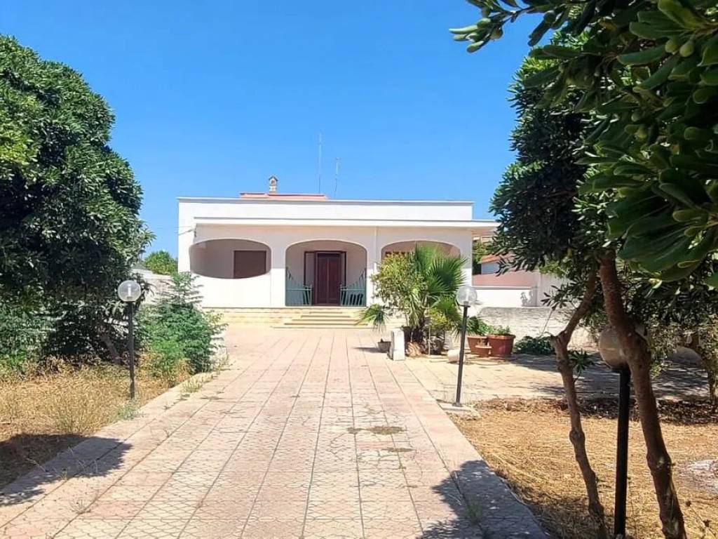 Villa a Manduria in Via per Maruggio - Foto 2
