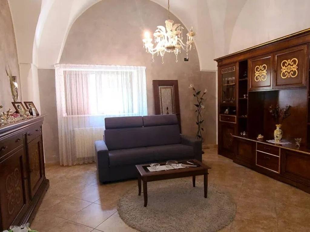 Appartamento a Manduria in Via Giustino Fortunato - Foto 2
