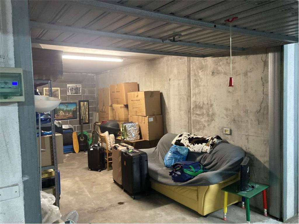 Box / garage a Albenga in Via Isonzo - Foto 2