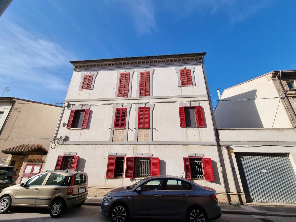 Villa a Civitanova marche in Via Marche - Foto 3