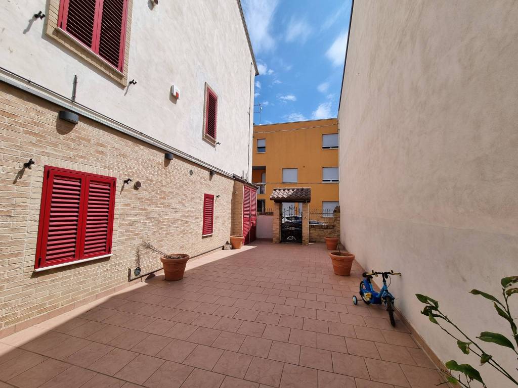 Villa a Civitanova marche in Via Marche - Foto 5