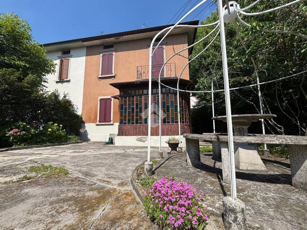 Villa a Bergamo in Via Gerosa, 19 - Foto 3