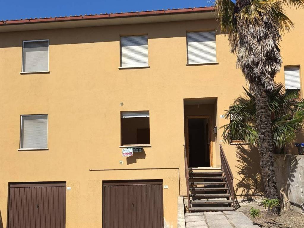 Villetta a schiera a Castel ritaldi in Via Don Guerrino Rota - Foto 2