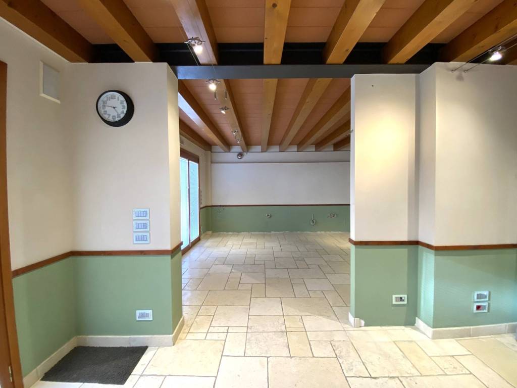Palazzo / stabile a Pordenone - Foto 4