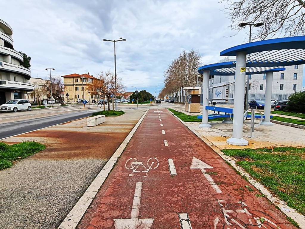 Appartamento a Pescara in Lungomare Cristoforo Colombo, 46 - Foto 2