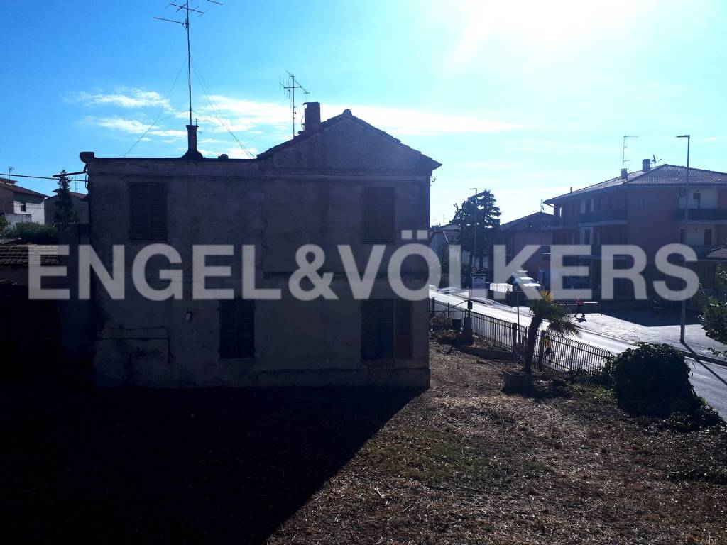 Villa a Civitanova marche in Via Silvio Pellico - Foto 4