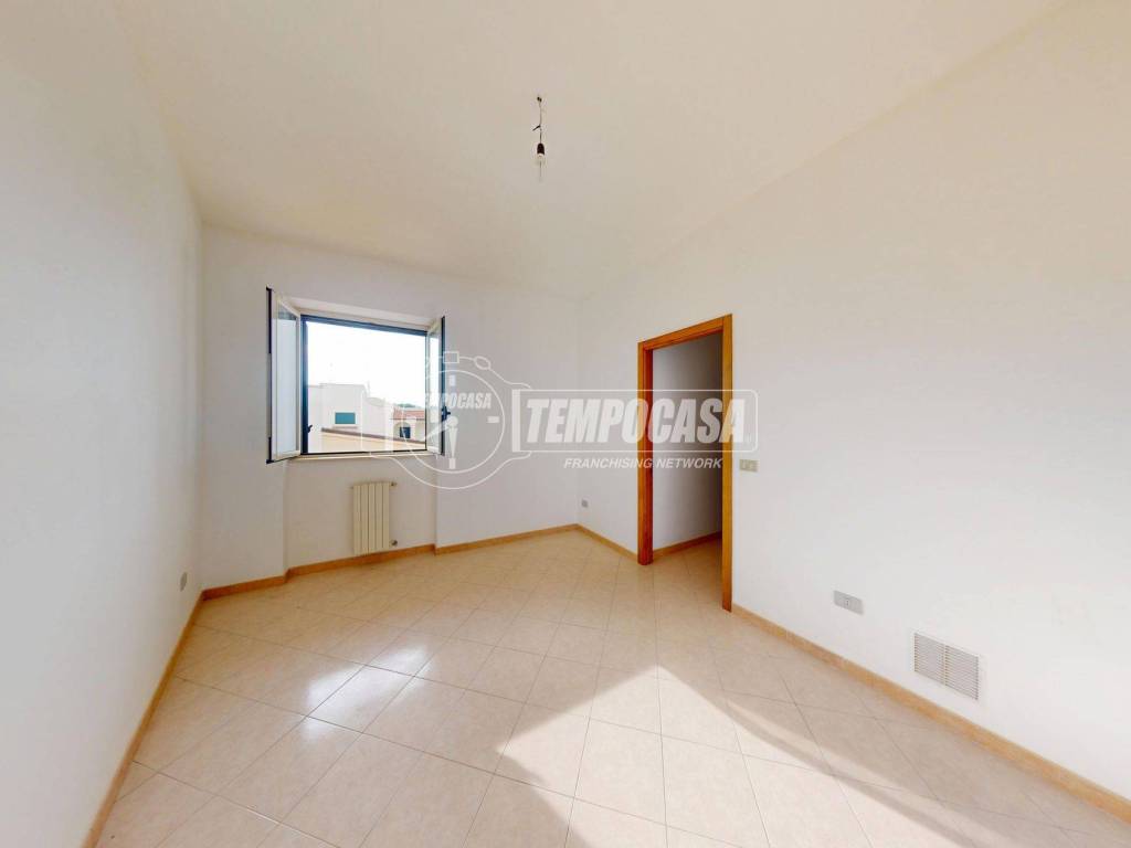 Appartamento a Scorrano in Via Monte Grappa 131 - Foto 3