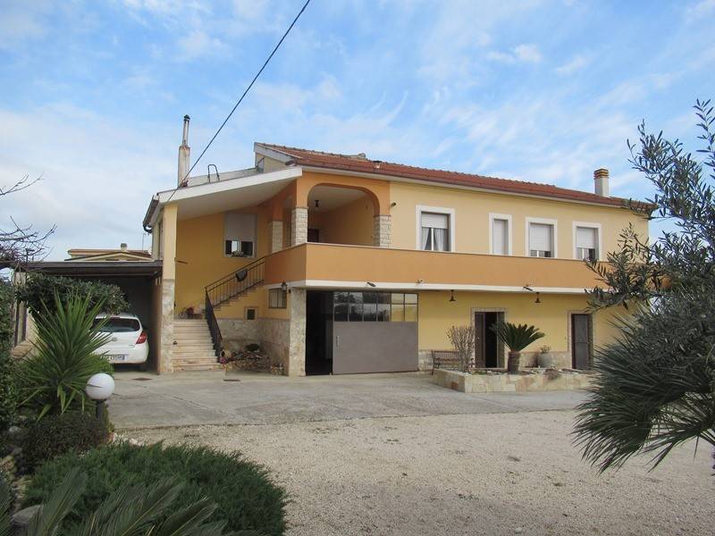 Villa a Spoltore in Via Sangro, 46 - Foto 2