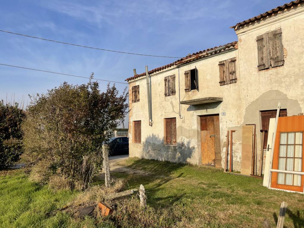 Casa indipendente a Solesino in via muratori - Foto 2