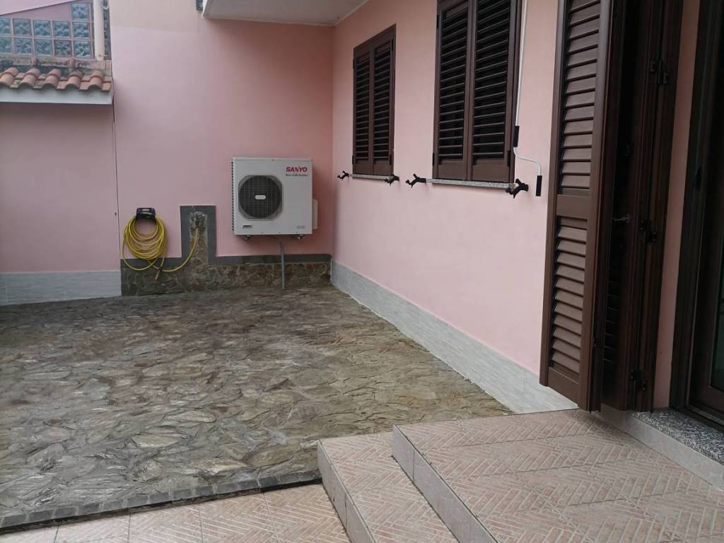 Appartamento a Capoterra in Via Emanuela Loi, 91 - Foto 4