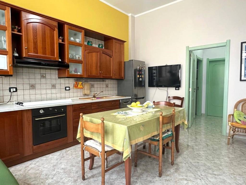 Casa indipendente a Avola in via corrado caldarella, 34 - Foto 2