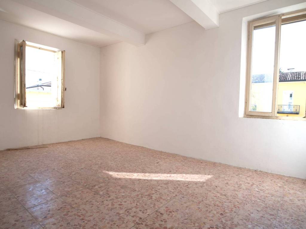 Appartamento a Curtatone in Via Guglielmo Marconi, 86 - Foto 2
