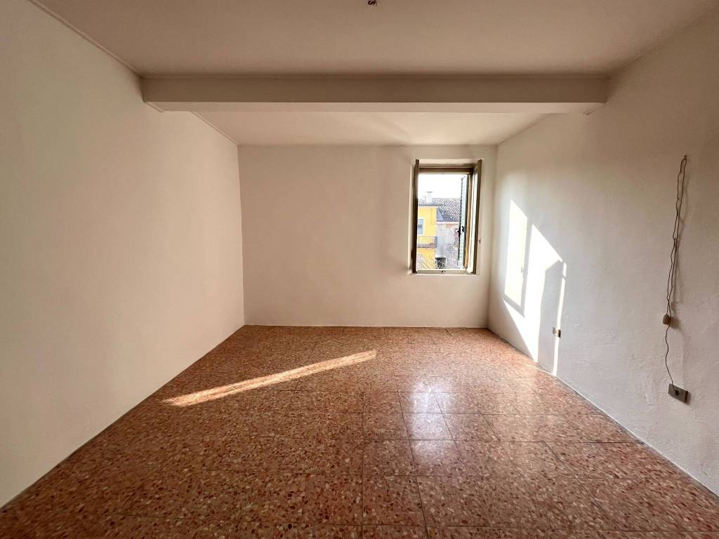 Appartamento a Curtatone in Via Guglielmo Marconi, 86 - Foto 3