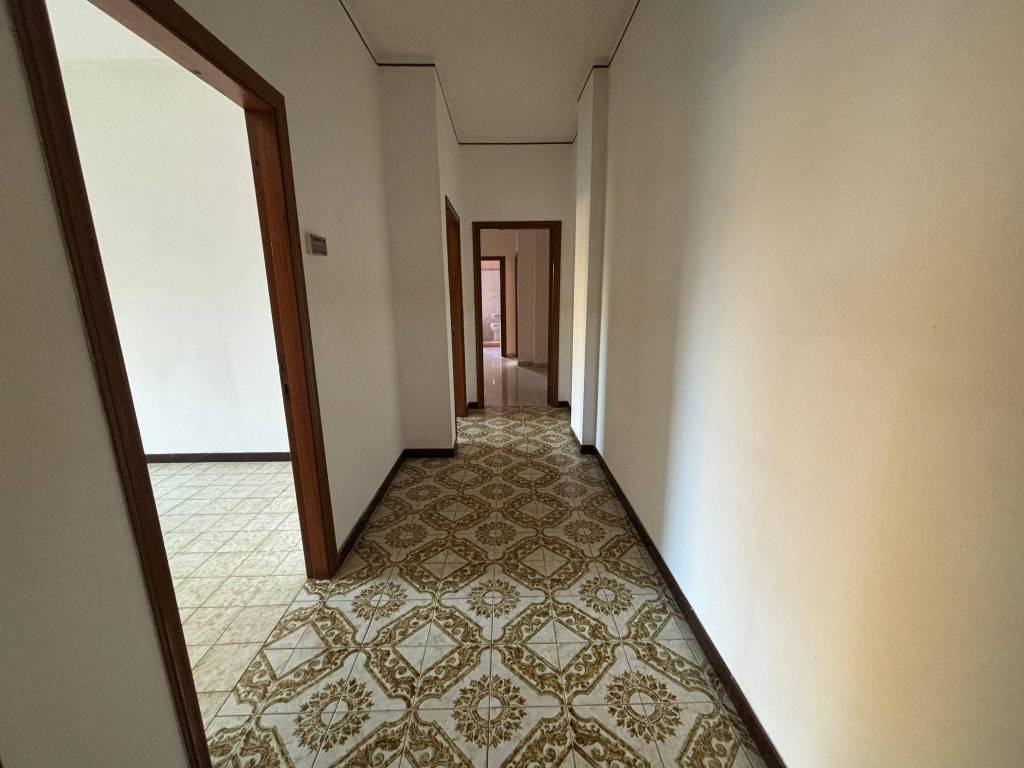 Appartamento a Alba adriatica in Viale Giuseppe Mazzini - Foto 3