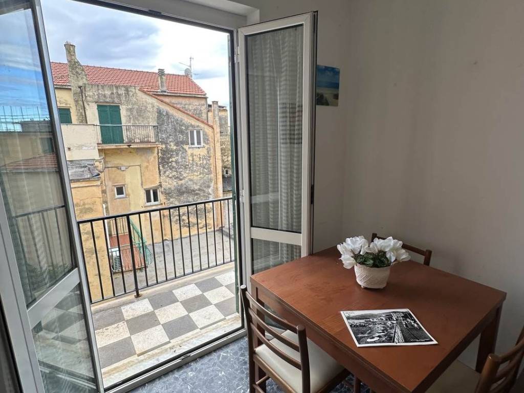 Appartamento a Finale ligure in Via al Capo - Foto 2