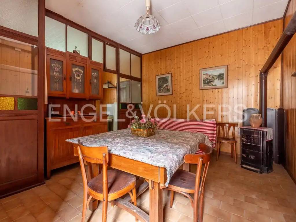 Villa a Madonna del sasso in Via Leonida Ferrari, 21 - Foto 5