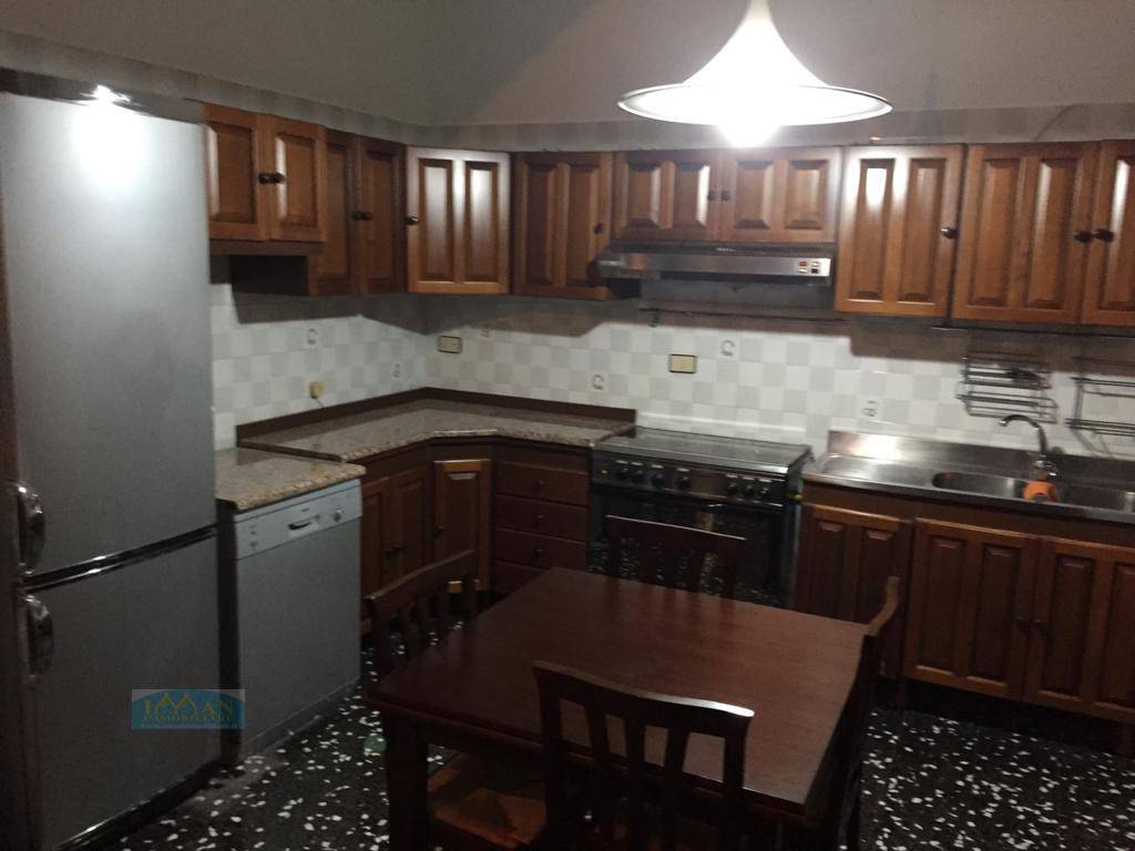 Appartamento a Ceglie messapica in Via Bottega de Nisco - Foto 3