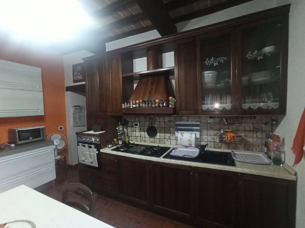 Rustico / casale a Castiglione del lago in Via Roma - Foto 5