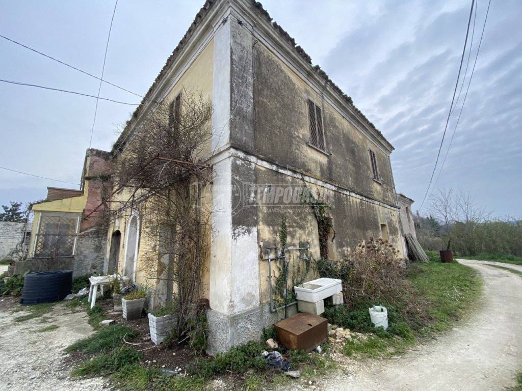 Casa indipendente a Francavilla al mare in Contrada San Giovanni 2 - Foto 3