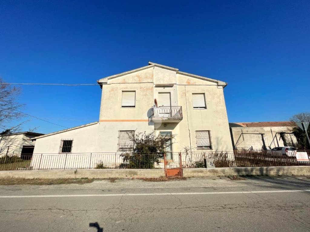 Casa indipendente a Ravenna in Via Fenaria Vecchia, 63 - Foto 2