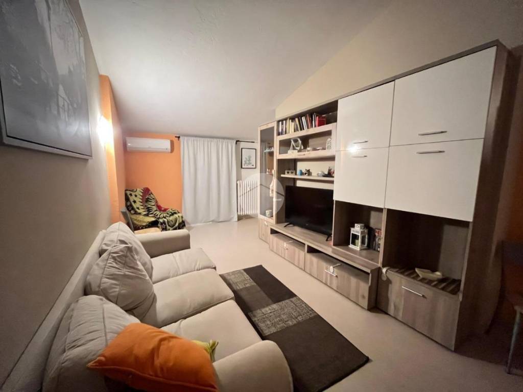 Appartamento a Carmagnola in Via lione, 11 - Foto 2