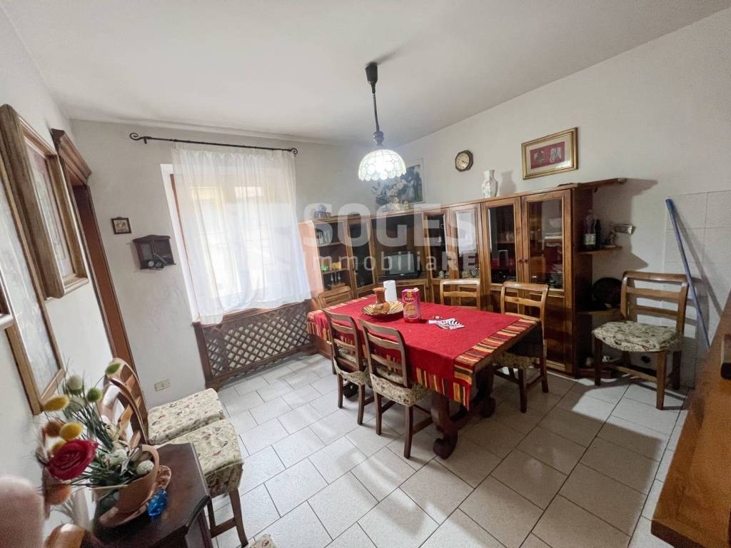 Appartamento a Bucine in Via Roma - Foto 4