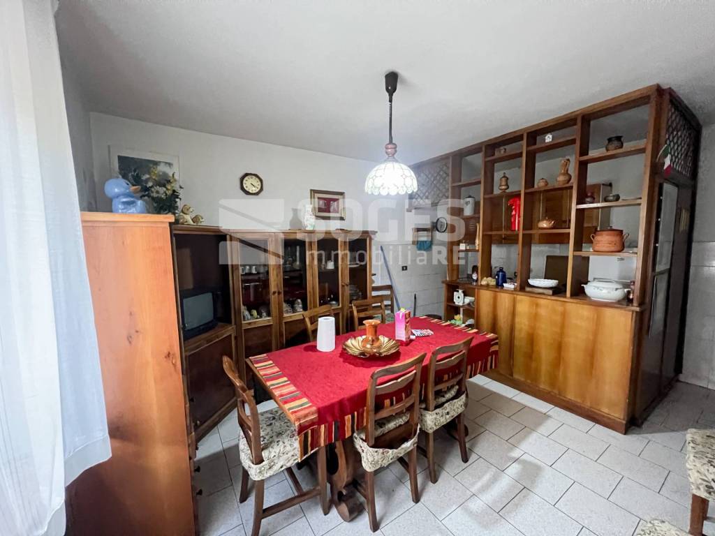 Appartamento a Bucine in Via Roma - Foto 5