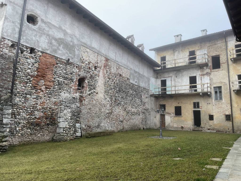 Appartamento a Borgo ticino in Piazza Martiri - Foto 2