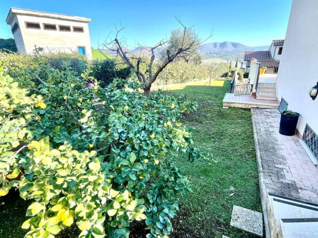 Villa a Fara in sabina in viale dell unita d italia - Foto 3