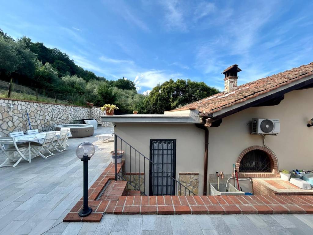 Villa a Serravalle pistoiese in Via Marlianese - Foto 4