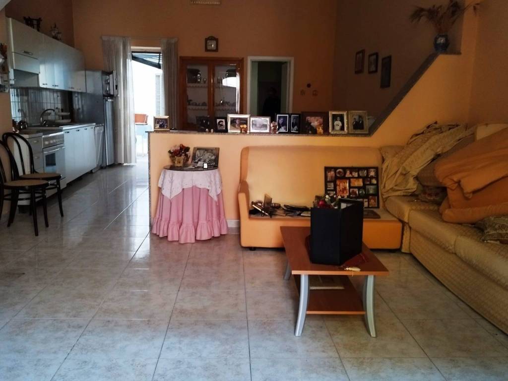 Casa indipendente a Floridia in Via Gian Domenico Romagnosi - Foto 3