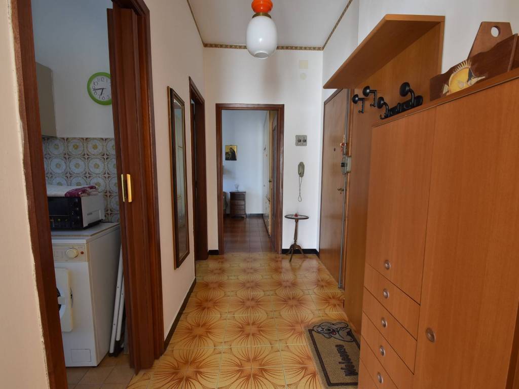 Appartamento a Loano in Viale Silvio Amico - Foto 5