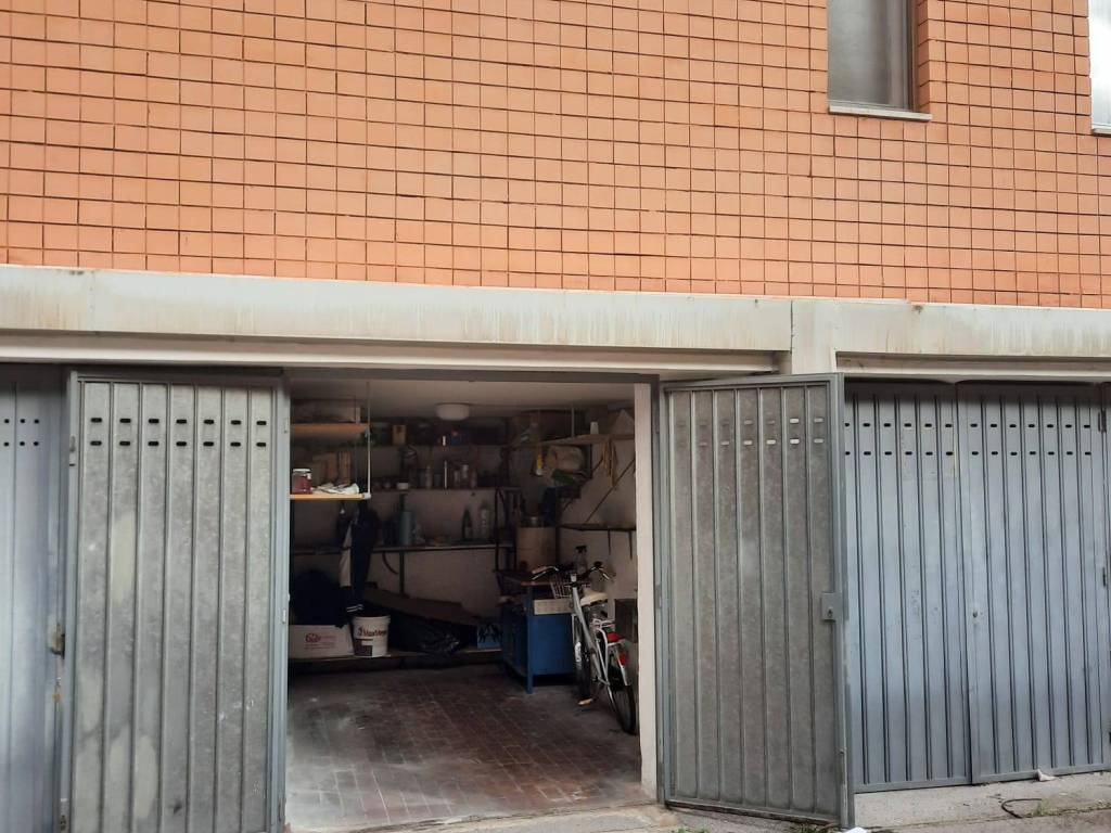 Box / garage a Chieti in Via Muzio Pansa - Foto 2