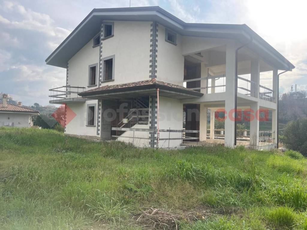 Villa a Minturno in Via Per Minturno, 8 - Foto 3