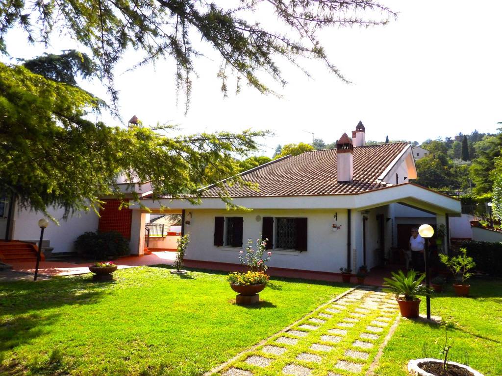 Villa a Terni in Via Ippocrate - Foto 1