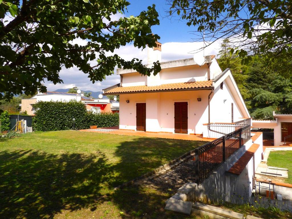Villa a Terni in Via Ippocrate - Foto 3