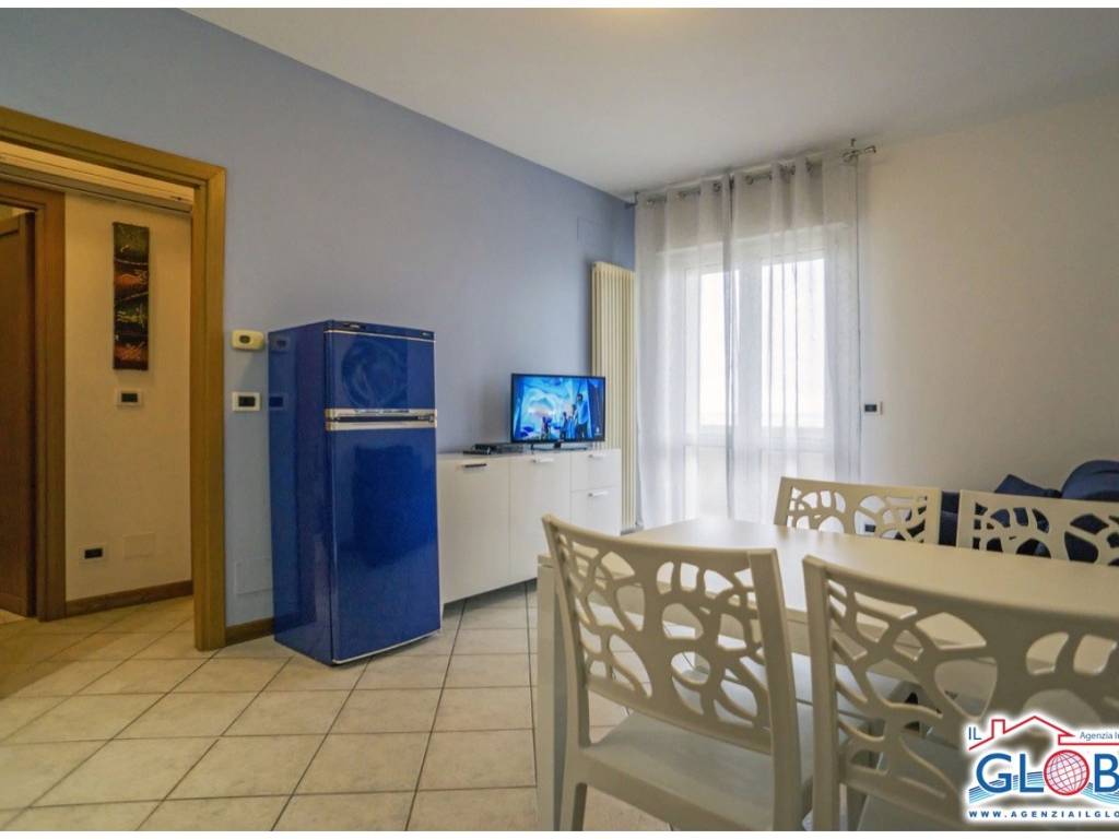 Appartamento a Comacchio in Viale Giovanni Pascoli, 55 - Foto 2