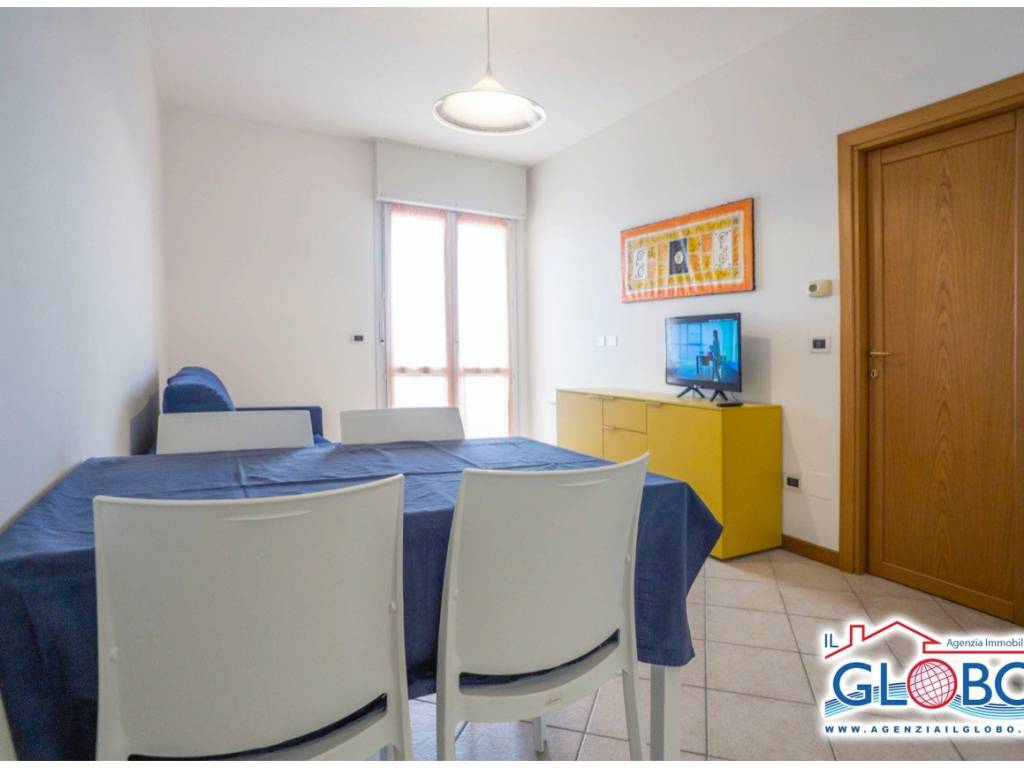 Appartamento a Comacchio in Viale Giovanni Pascoli, 55 - Foto 2