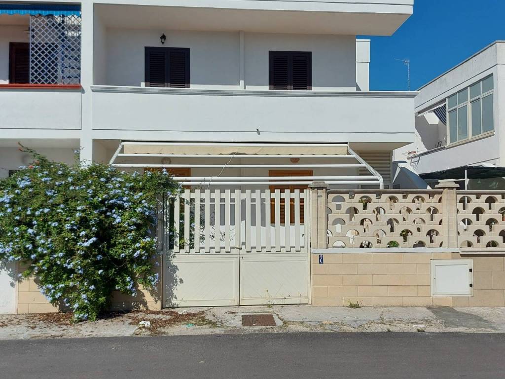 Casa indipendente a Melendugno in Via delle Muse - Foto 2